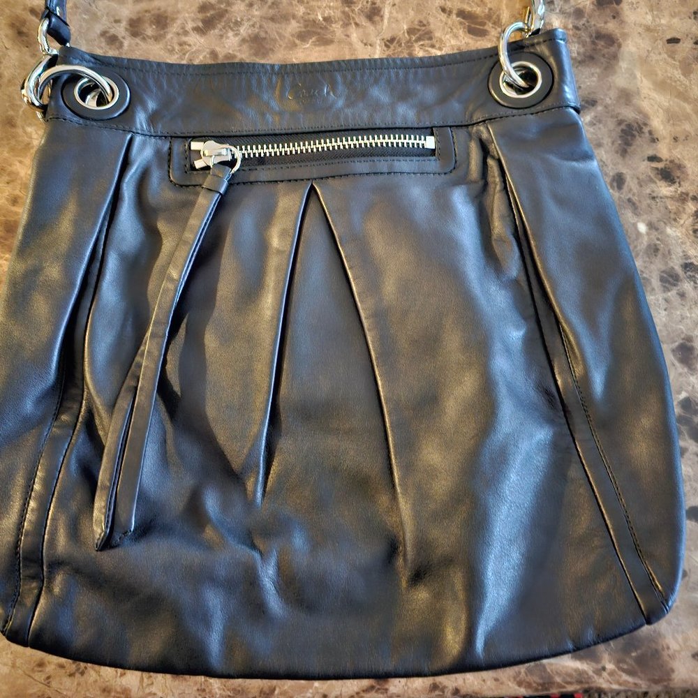 Coach Black Leather Hobo Cross Body Shoulder Bag